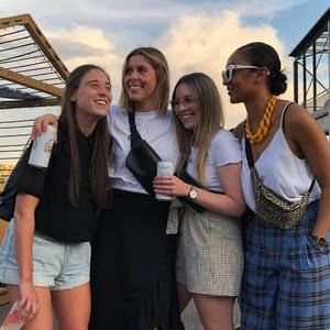 Meet your Posher, Stéphanie